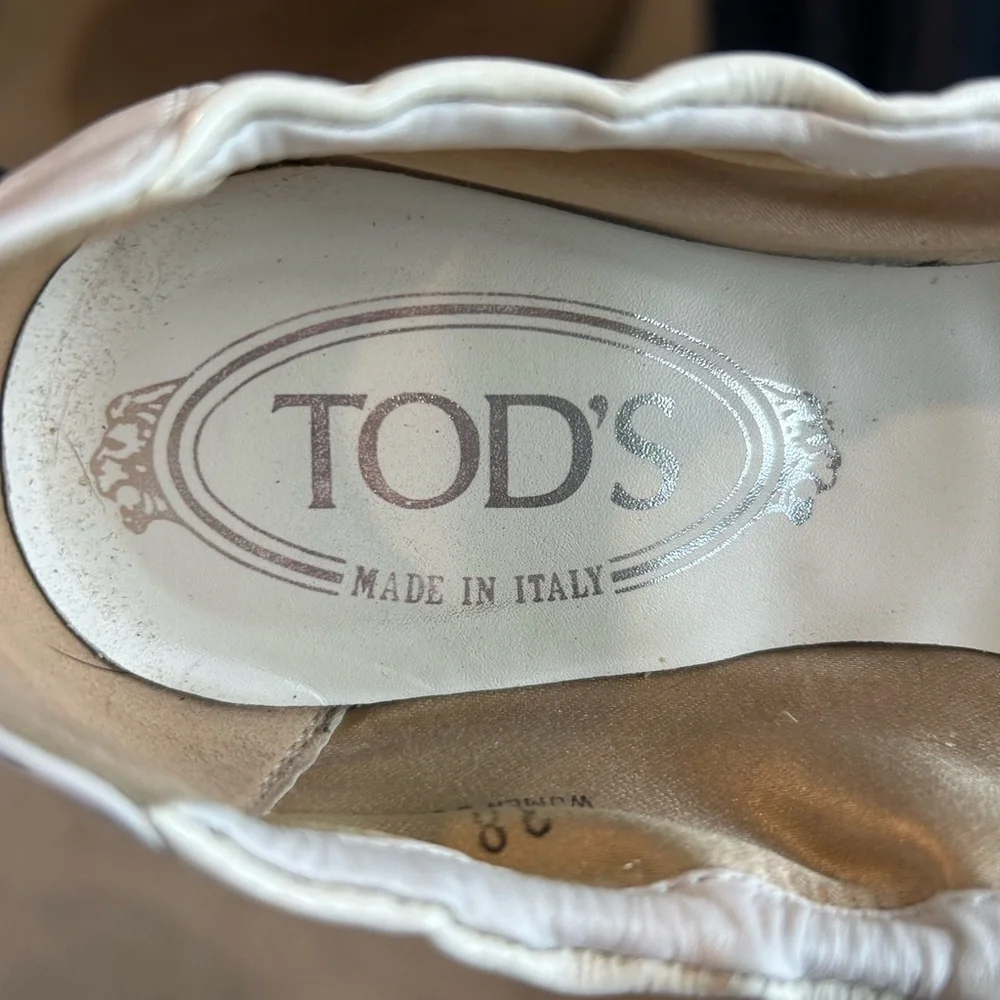 Forever Classic Tod’s Black & Cream Buckle Cap Toe Ballet Flats Sz 38
